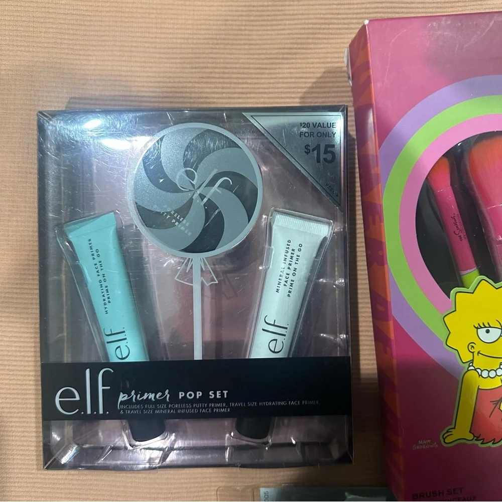 Assorted‎ makeup bundle - Picture 4 of 4